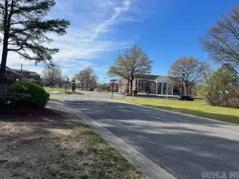 View/Area - 1916 Erbach St, Conway, AR 72034 photo 2 of 2