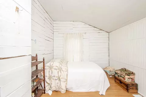 Bedroom - 418 Cole Dr, Benton, AR 72015 photo 3 of 5
