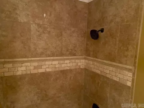 Bath - 2805 S Taft Dr, Pine Bluff, AR 71603 photo 1 of 2