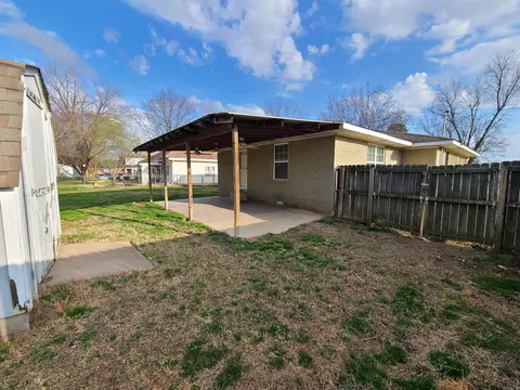 Exterior - 480 E Bruce St, Piggott, AR 72454 photo 9 of 13