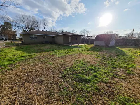 Exterior - 480 E Bruce St, Piggott, AR 72454 photo 13 of 13