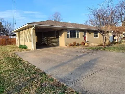 Exterior - 480 E Bruce St, Piggott, AR 72454 photo 3 of 13