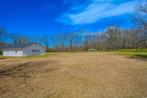 Exterior - 3006 David O Young Rd, Benton, AR 72019 photo 6 of 22