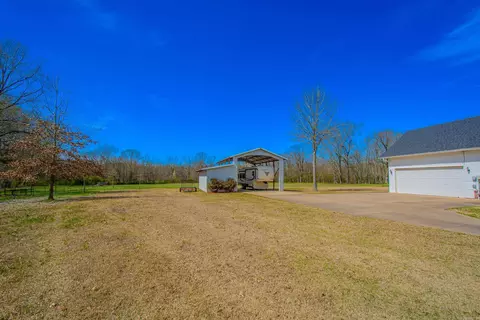Exterior - 3006 David O Young Rd, Benton, AR 72019 photo 18 of 22
