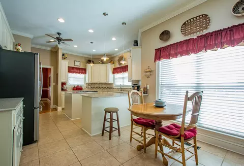 Kitchen - 3006 David O Young Rd, Benton, AR 72019 photo 1 of 4