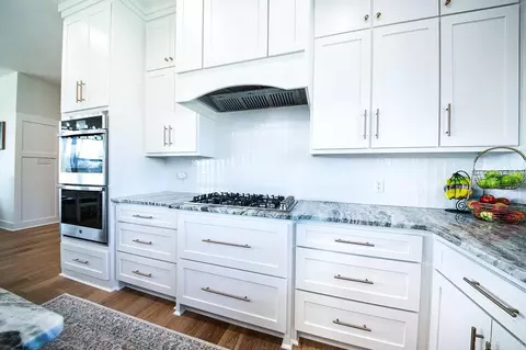 Kitchen - 1586 Calcutta Dr, Cabot, AR 72023 photo 4 of 10