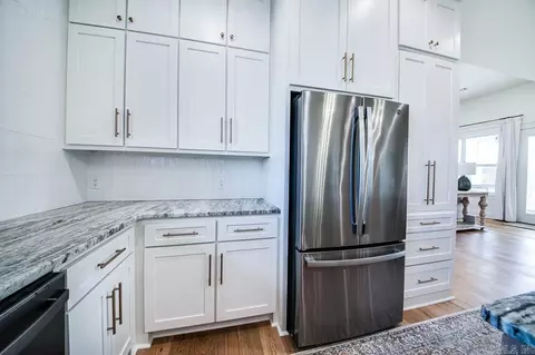 Kitchen - 1586 Calcutta Dr, Cabot, AR 72023 photo 5 of 10