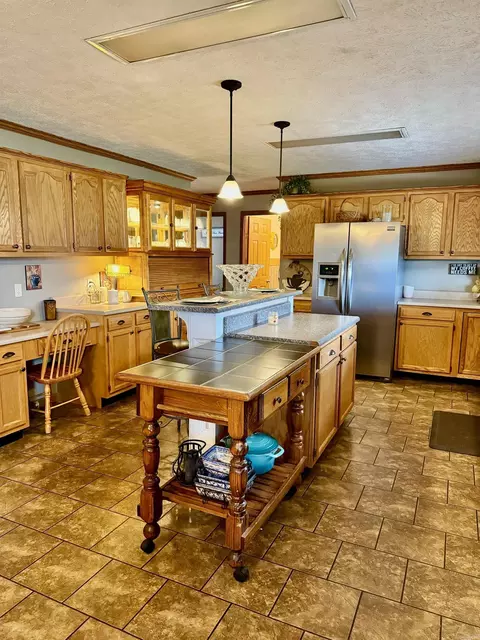 231 Mountain Dr, Malvern, AR 72104 photo 9