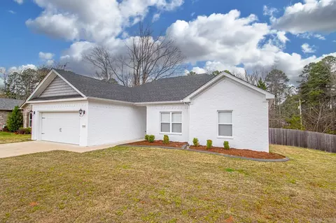 Exterior - 4500 Western Woods Dr, Benton, AR 72015 photo 3 of 7
