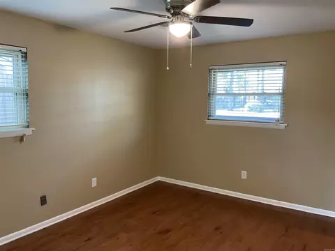 2402 W 38 St, Pine Bluff, AR 71603 photo 32