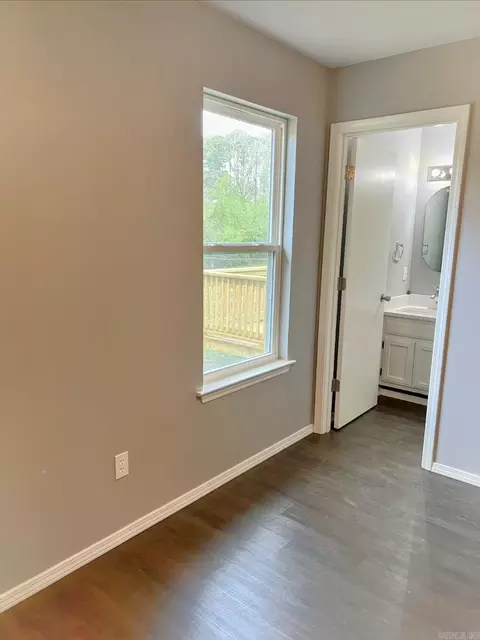 901 Cole, Benton, AR 72015 photo 16