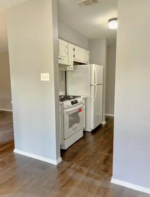 901 Cole, Benton, AR 72015 photo 8