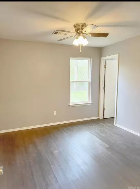 901 Cole, Benton, AR 72015 photo 33