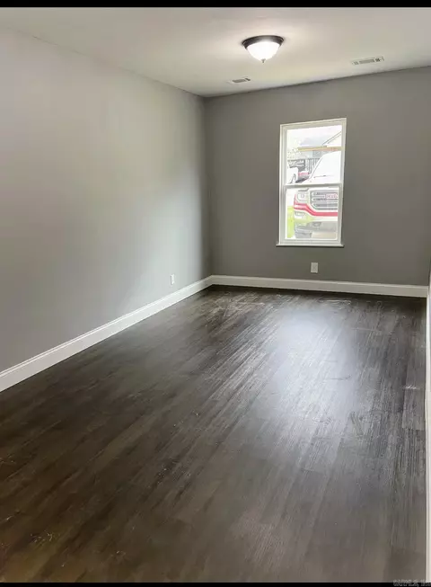901 Cole, Benton, AR 72015 photo 13