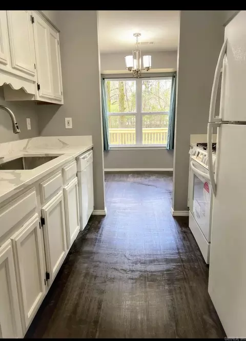 901 Cole, Benton, AR 72015 photo 7