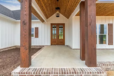 Exterior - 4 Republican Loop, Greenbrier, AR 72058 photo 4 of 11