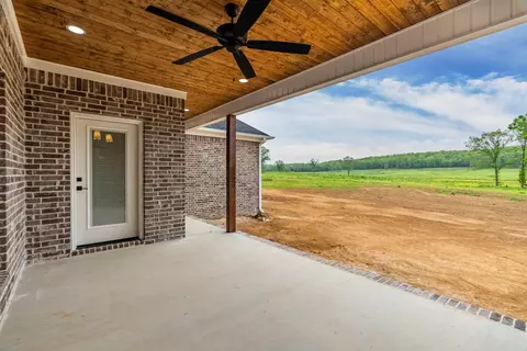 Exterior - 4 Republican Loop, Greenbrier, AR 72058 photo 8 of 11