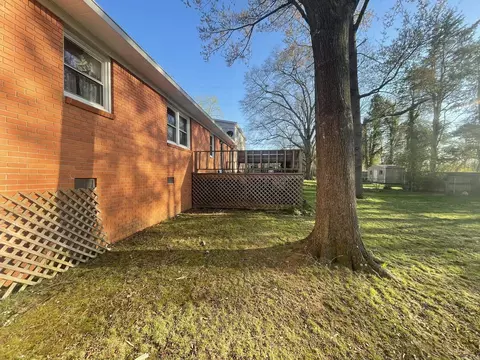 Exterior - 809 Randall Dr, Searcy, AR 72143 photo 4 of 8