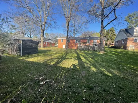 Exterior - 809 Randall Dr, Searcy, AR 72143 photo 7 of 8