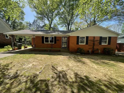 Exterior - 809 Randall Dr, Searcy, AR 72143 photo 1 of 8