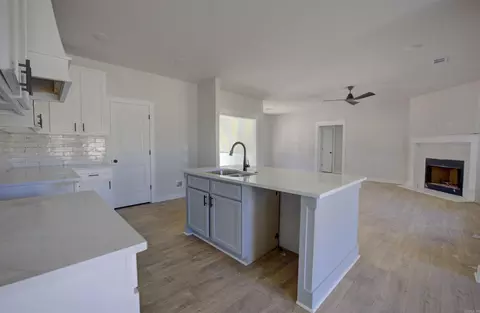 9143 Vern Hicks Rd, Bauxite, AR 72011 photo 6