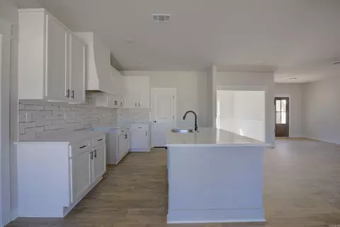 9143 Vern Hicks Rd, Bauxite, AR 72011 photo 8