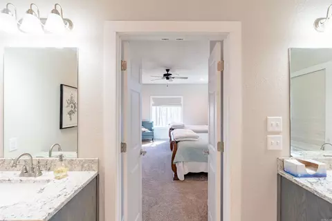 Entry Way - 205 Watersedge Dr, Edgemont, AR 72044 photo 2 of 3