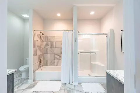 Bath - 205 Watersedge Dr, Edgemont, AR 72044 photo 1 of 6