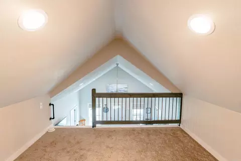 Entry Way - 205 Watersedge Dr, Edgemont, AR 72044 photo 3 of 3