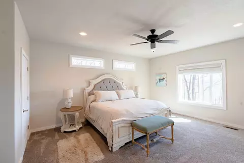 Bedroom - 207 Watersedge Dr, Edgemont, AR 72044 photo 10 of 14