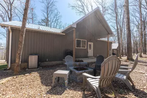 Exterior - 207 Watersedge Dr, Edgemont, AR 72044 photo 7 of 8