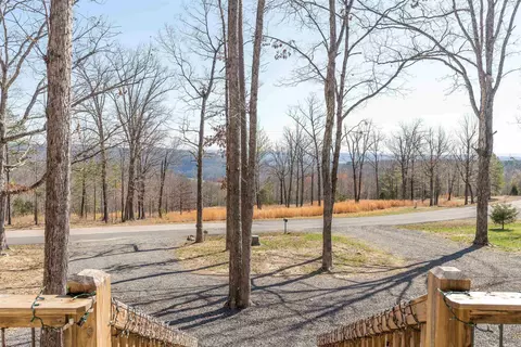 Exterior - 207 Watersedge Dr, Edgemont, AR 72044 photo 3 of 8