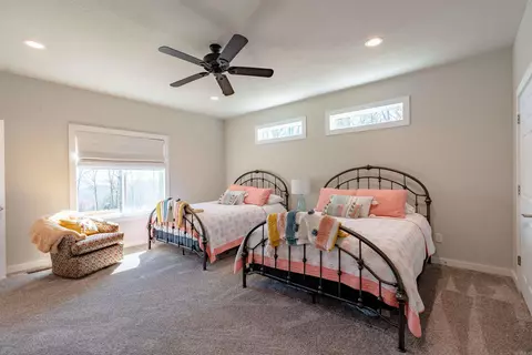 Bedroom - 207 Watersedge Dr, Edgemont, AR 72044 photo 2 of 14