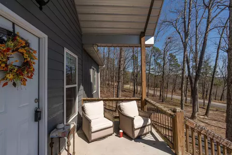 Exterior - 207 Watersedge Dr, Edgemont, AR 72044 photo 2 of 8