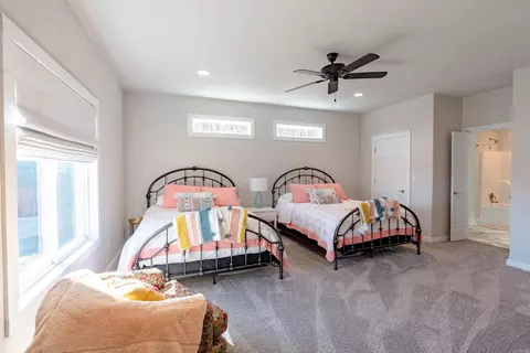 Bedroom - 207 Watersedge Dr, Edgemont, AR 72044 photo 3 of 14