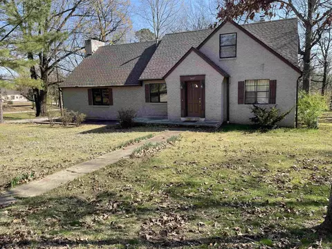 1407 Broadway St, Pocahontas, AR 72455