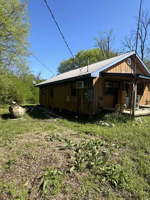 512 Rock Creek Rd, Glenwood, AR 71943