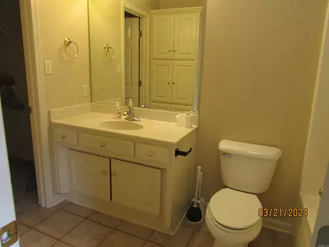 Bath - 12 Violet Ln, Cabot, AR 72023 photo 1 of 2