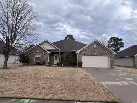 3002 Millbrook Dr, Benton, AR 72015 photo 1
