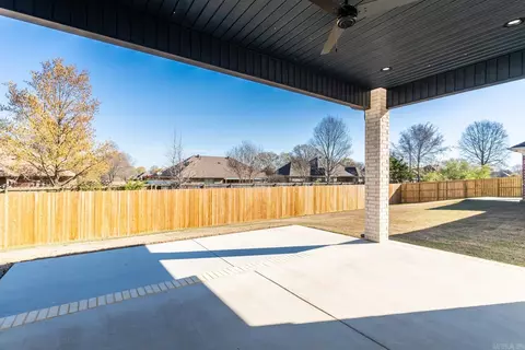 Exterior - 2470 Medlock, Conway, AR 72034 photo 3 of 7