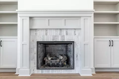 Living - 2470 Medlock, Conway, AR 72034 photo 1 of 1