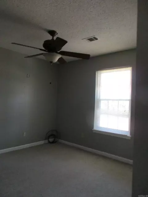 3011 Oakbrook Dr, Benton, AR 72015 photo 7