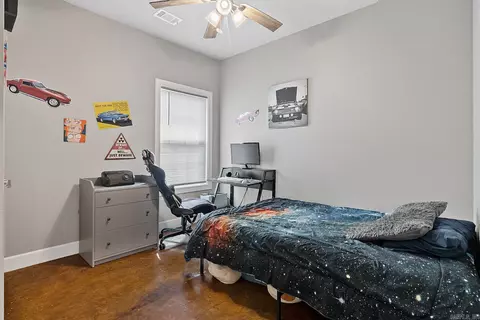 Bedroom - 73 Everett Bolton Ln, Brookland, AR 72417 photo 2 of 2