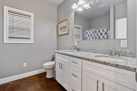 Bath - 73 Everett Bolton Ln, Brookland, AR 72417 photo 4 of 4