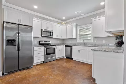 Kitchen - 73 Everett Bolton Ln, Brookland, AR 72417 photo 1 of 1
