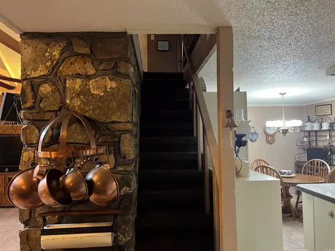 Entry Way - 8440 Victoria Dr, Pine Bluff, AR 71603 photo 2 of 2