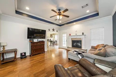 Living - 153 Cinel Loop, Austin, AR 72007 photo 1 of 3