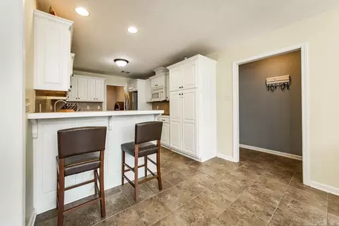 Kitchen - 153 Cinel Loop, Austin, AR 72007 photo 4 of 5