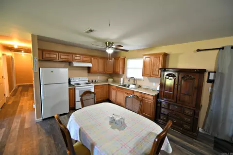 Kitchen - 4809 Whitefish Rd, Watson, OK 74963 photo 1 of 1