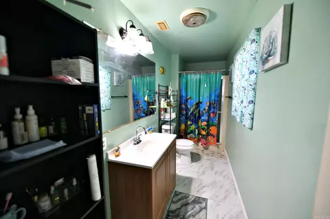 Bath - 4809 Whitefish Rd, Watson, OK 74963 photo 1 of 3